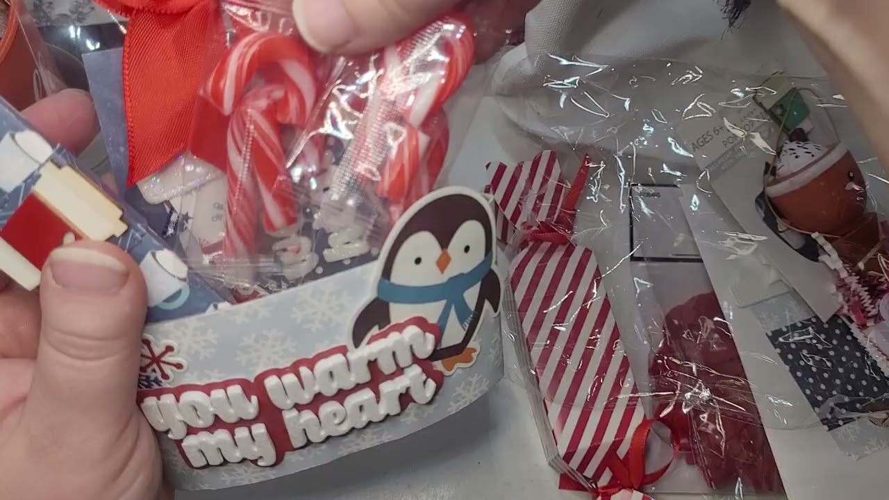 Объявление о 11-м обмене подарками в стиле уютного кафе от Ким Б. ☕️