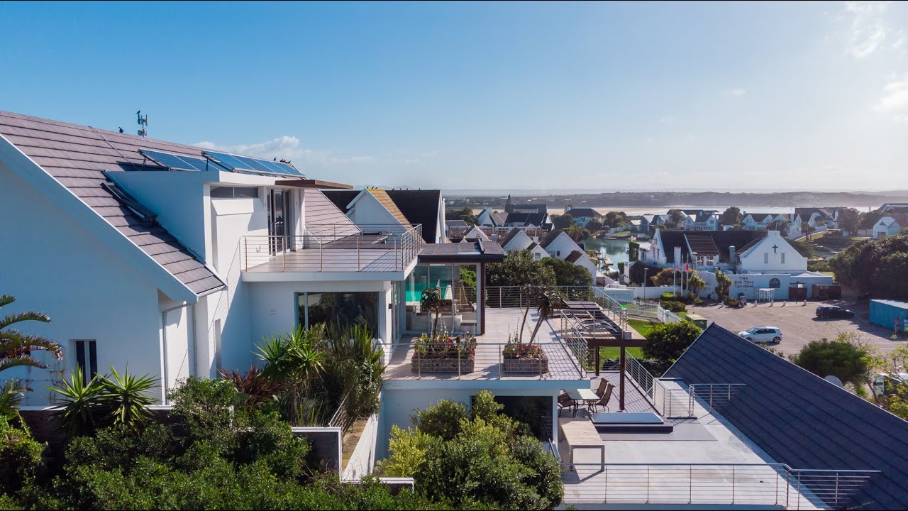 4 Mayotte Circle, St Francis Bay - Canals