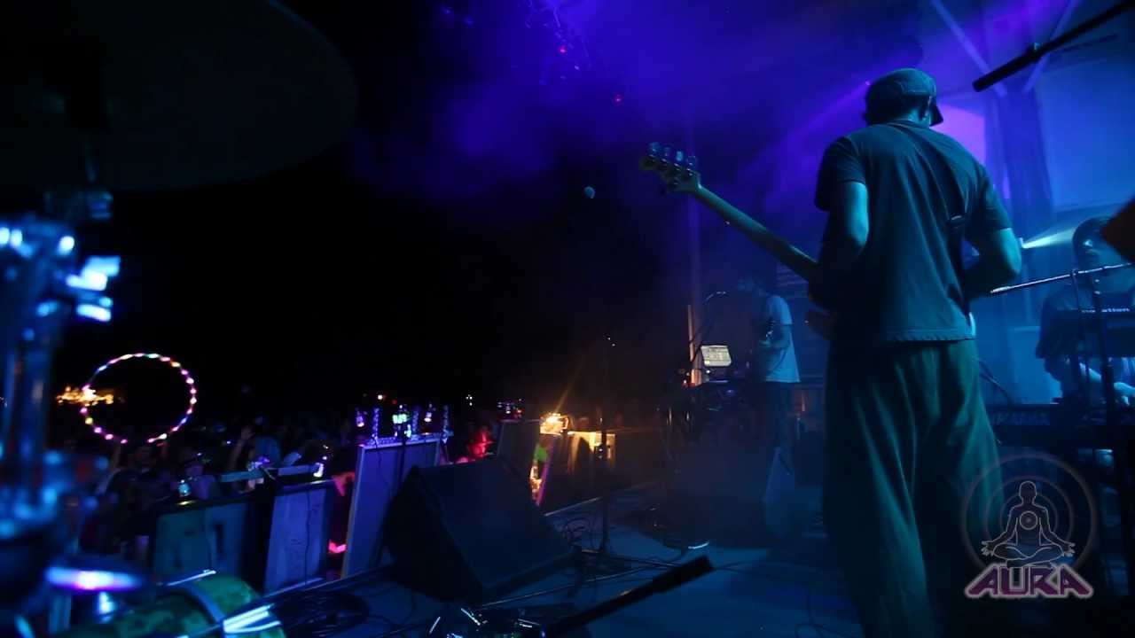 Papadosio 'Smile and Nod' Official AURA Music & Arts Festival 2012 [HQ/HD]
