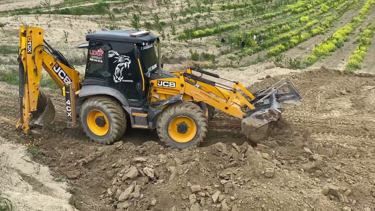 JCB 4CX İLE TARLA DÜZENLEME ÇALIŞMASI PART 1| FIELD ARRANGEMENT WORK WITH BEKO LODER PART 1