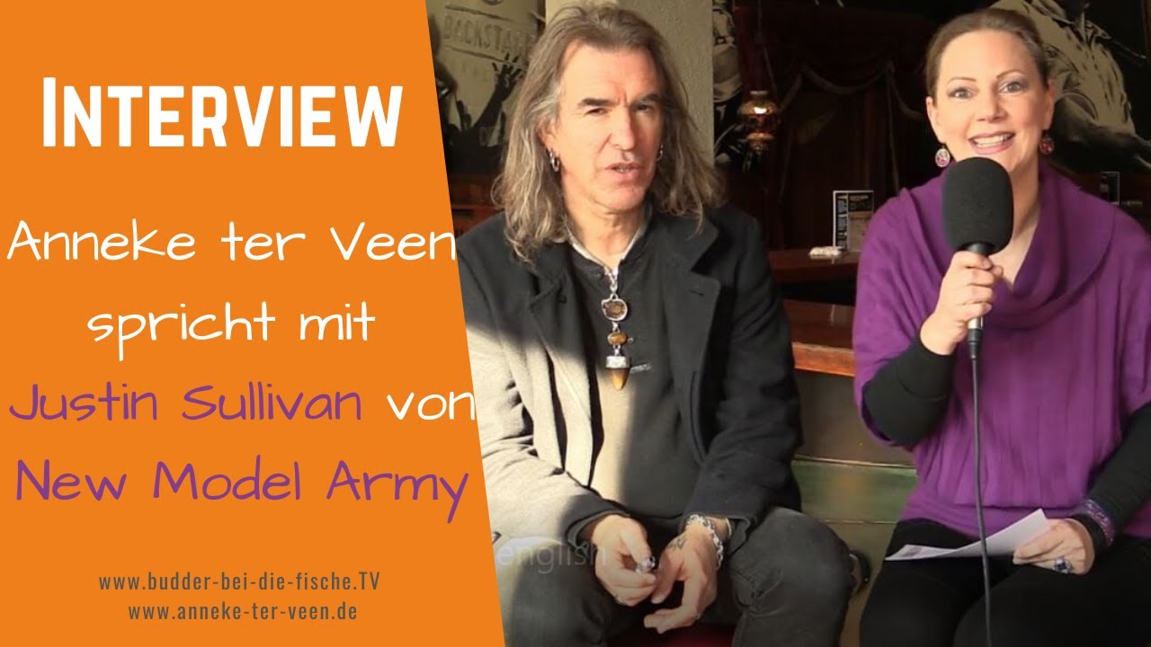 Anneke ter Veen mit Justin Sullivan von New Model Army - English
