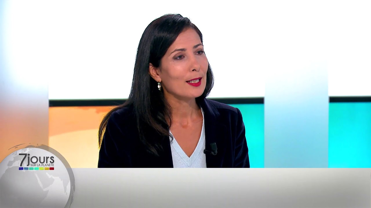 &laquo; L&agrave; o&ugrave; les chiens aboient par la queue &raquo; | Estelle-Sarah Bulle