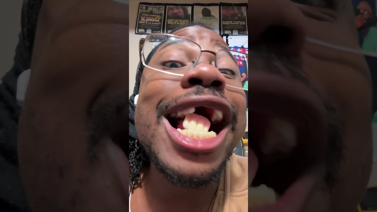 Just playing with my teeth #asmr #comedy #teeth
