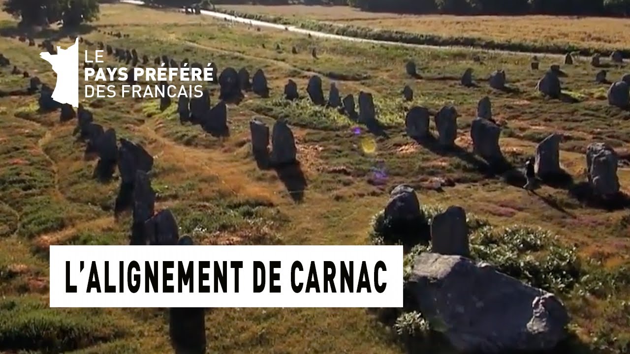 L'alignement de Carnac - R&eacute;gion Bretagne - Le Monument Pr&eacute;f&eacute;r&eacute; des Fran&ccedil;ais