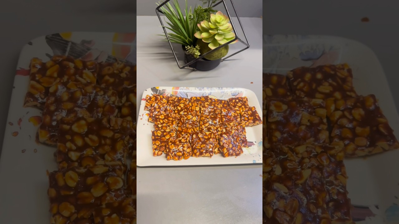 🪁Makar Sankranti is incomplete without sing chikki 🪁💛. crunchy bliss! 🥜✨ 