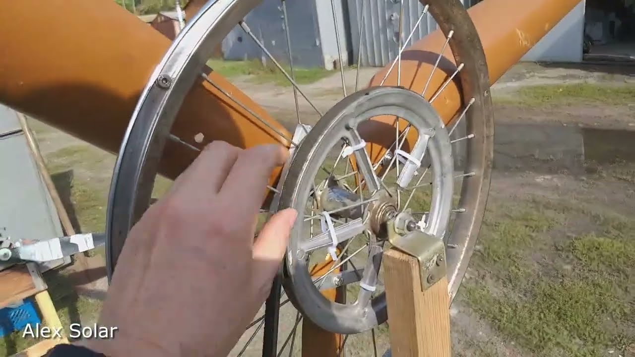 Wind Generator from a Bicycle Wheel charges a 12 volt battery