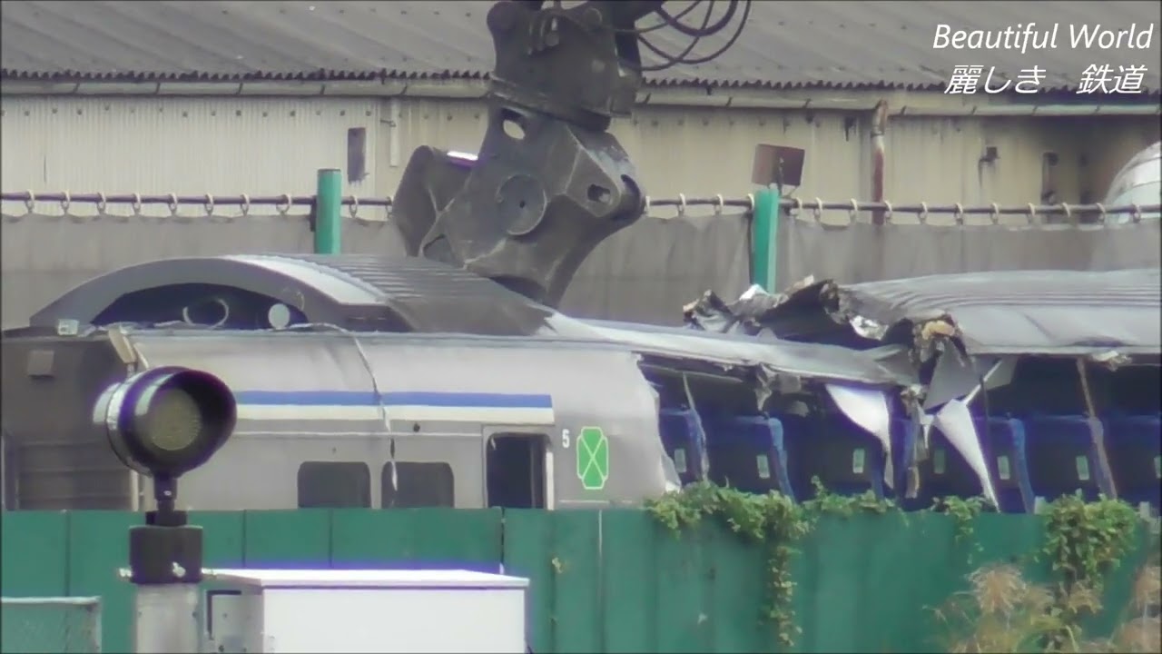 2機建てｸﾞﾘｰﾝ車 解体される！サロE217-40老兵は死なずただ消え去るのみ。横須賀線・総武快速線から続々姿を消すＥ217系近郊形電車 2024.10.8 NN 長総　panasd 3460
