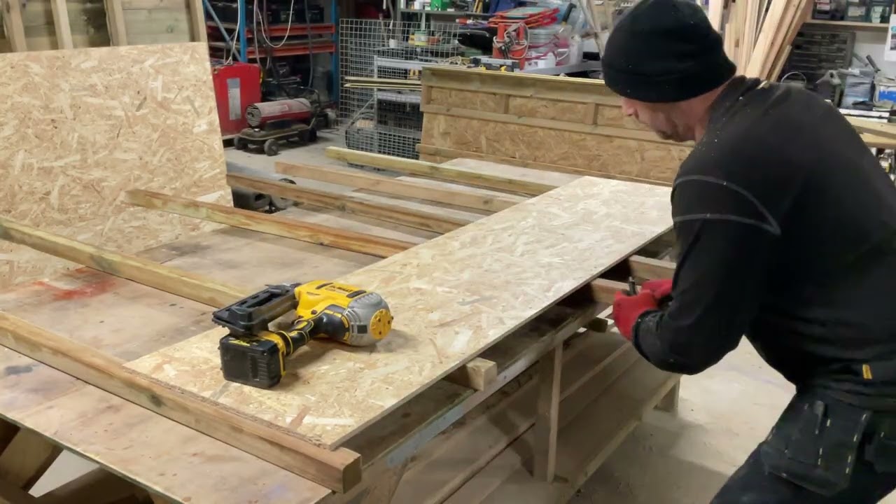 Shed build, floor