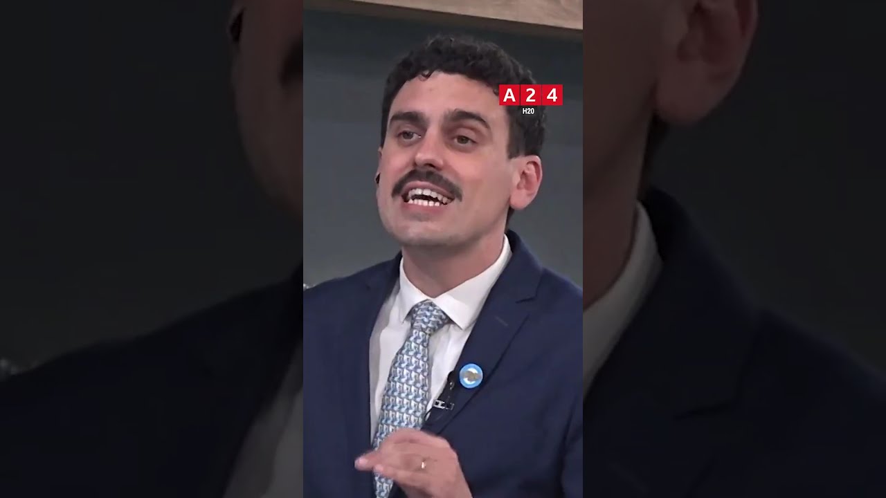 ADORNI, ENTRE LO JUDICIAL Y LO POL&Iacute;TICO #A24
