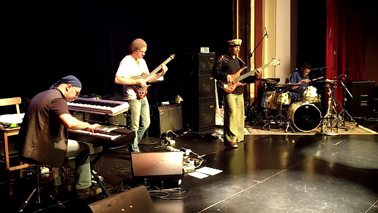 Brown Baby Live at The Empress 2016 (Kai Eckhardt, Sean Rickman, Osam Ezzeldin, Chris Robinson)