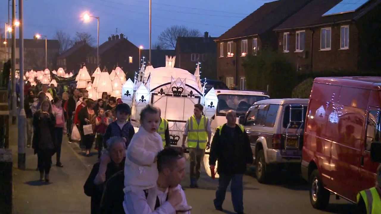 Brinnington Lantern Parade 2012