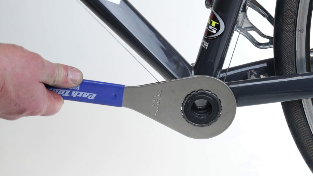 Installer un bo&icirc;tier de P&eacute;dalier Hollowtech Shimano sur un v&eacute;lo