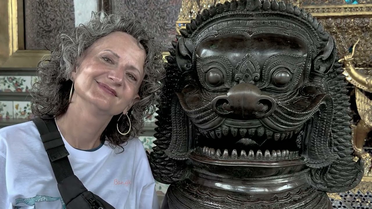 Bangkok’s Most Popular Temples - Grand Palace, Wat Pho & Wat Arun