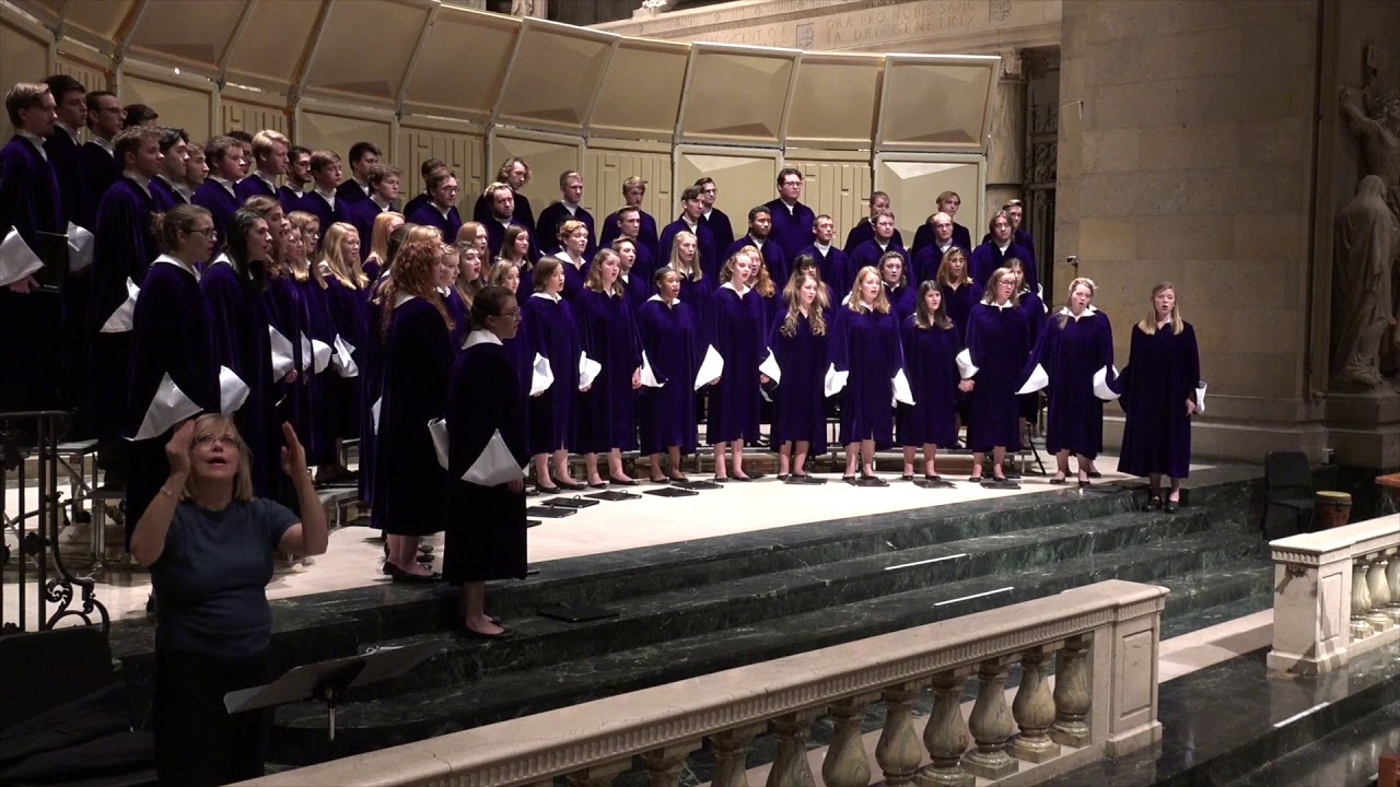 Saint Olaf Choir - A Present Help in Trouble - Zach Westermeyer