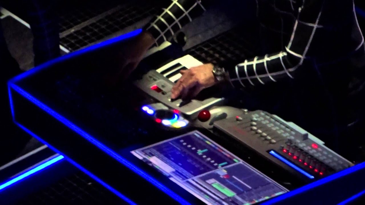 Kraftwerk.Intro Tour De France Paradiso Amsterdam 2015