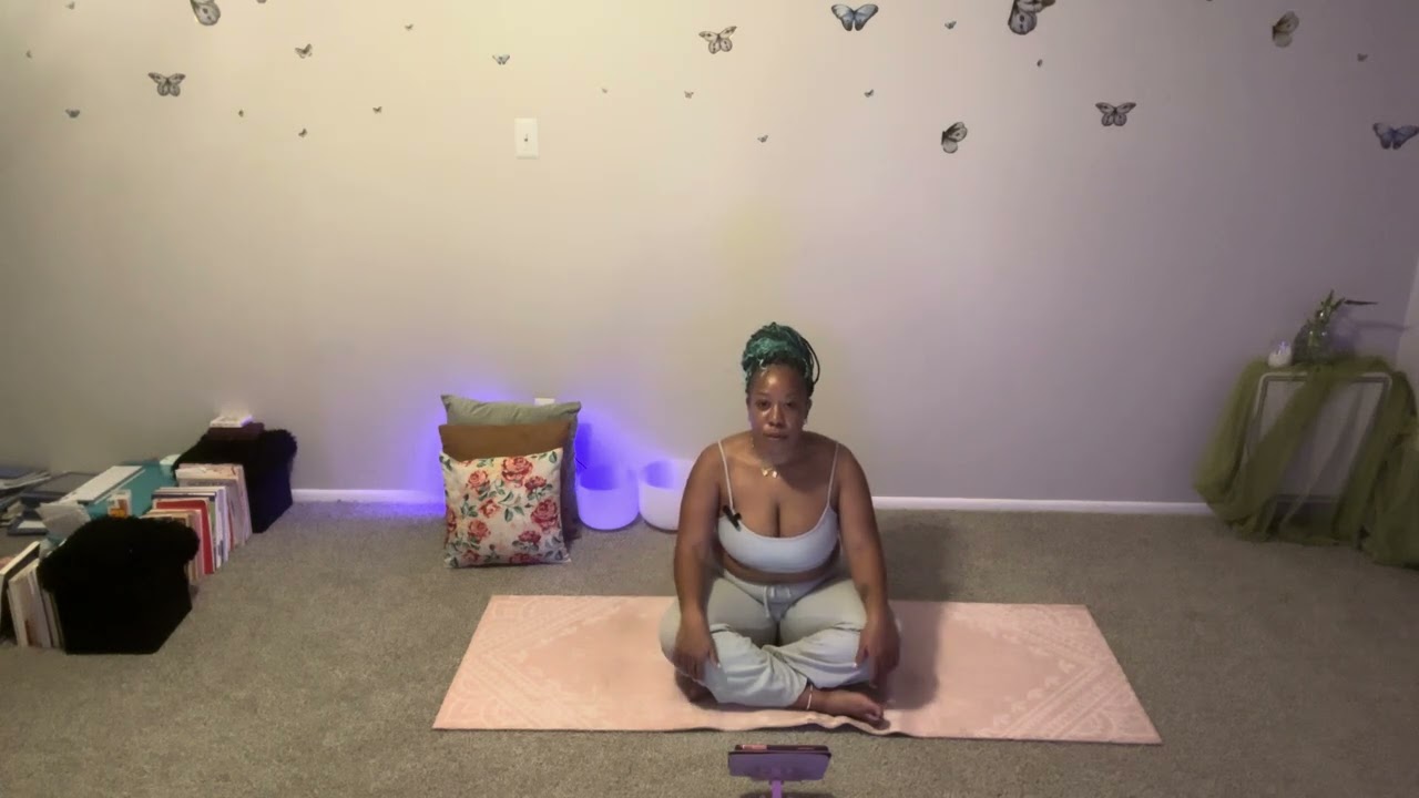 Still Throne: Nervous System Regulation #yogaforbeginners #breathe #yoga 