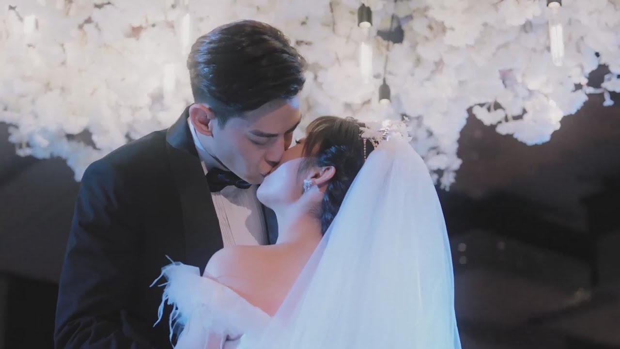 【浪漫惊喜】腹黑医生瞒着所有人，婚礼现场为娇妻准备浪漫惊喜，回忆着甜蜜深情拥吻娇妻。| 我的小确幸 My Little Happiness 💕 中国电视剧