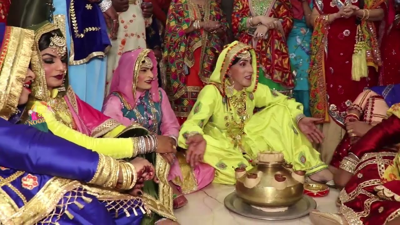 AIDE AIDE NARME DE VICH WARGI (ਐਡੇ ਐਡੇ ਨਰਮੇ ਦੇ ਵਿੱਚ ਵੜਗੀ)