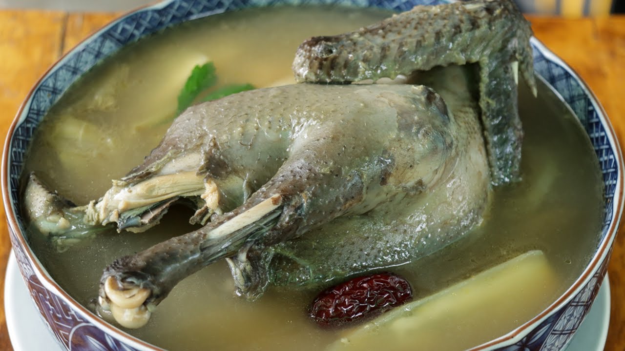 Chinese Chicken Herbal Soup Recipe | Healthy Black Chicken Soup Recipe | Bodian Life