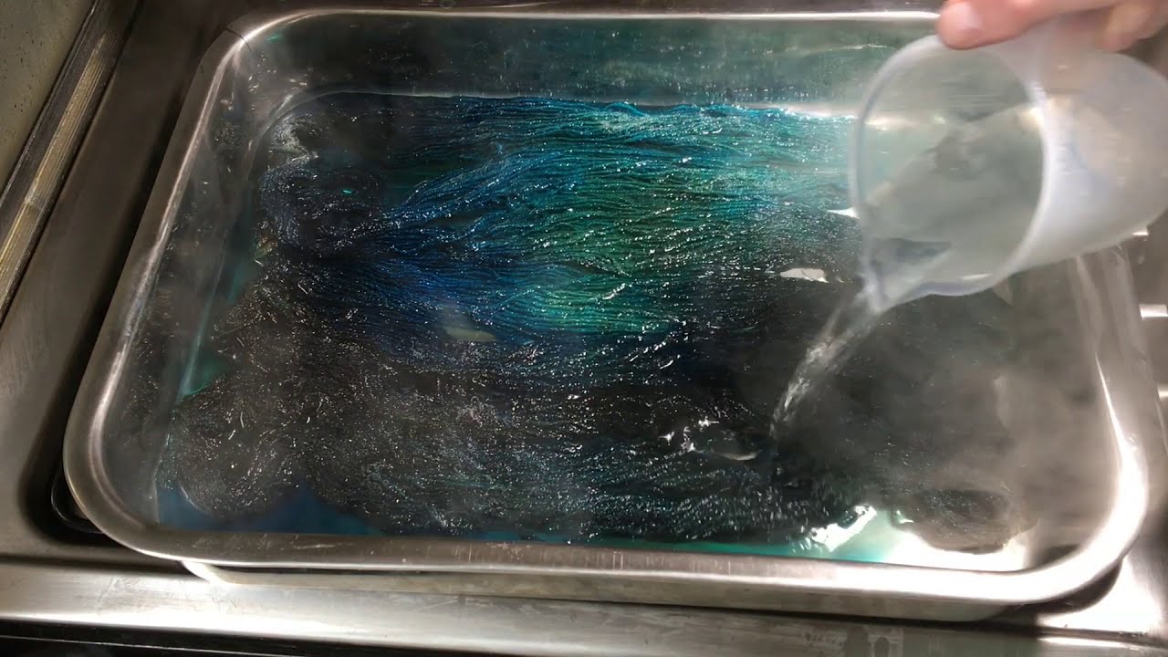 Dye Time #15: Low Immersion Dyeing: Using up Stock Solutions to Dye Superwash Merino Yarn