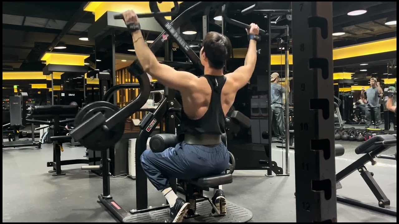 등 운동 했습니다.#bodybuilding 