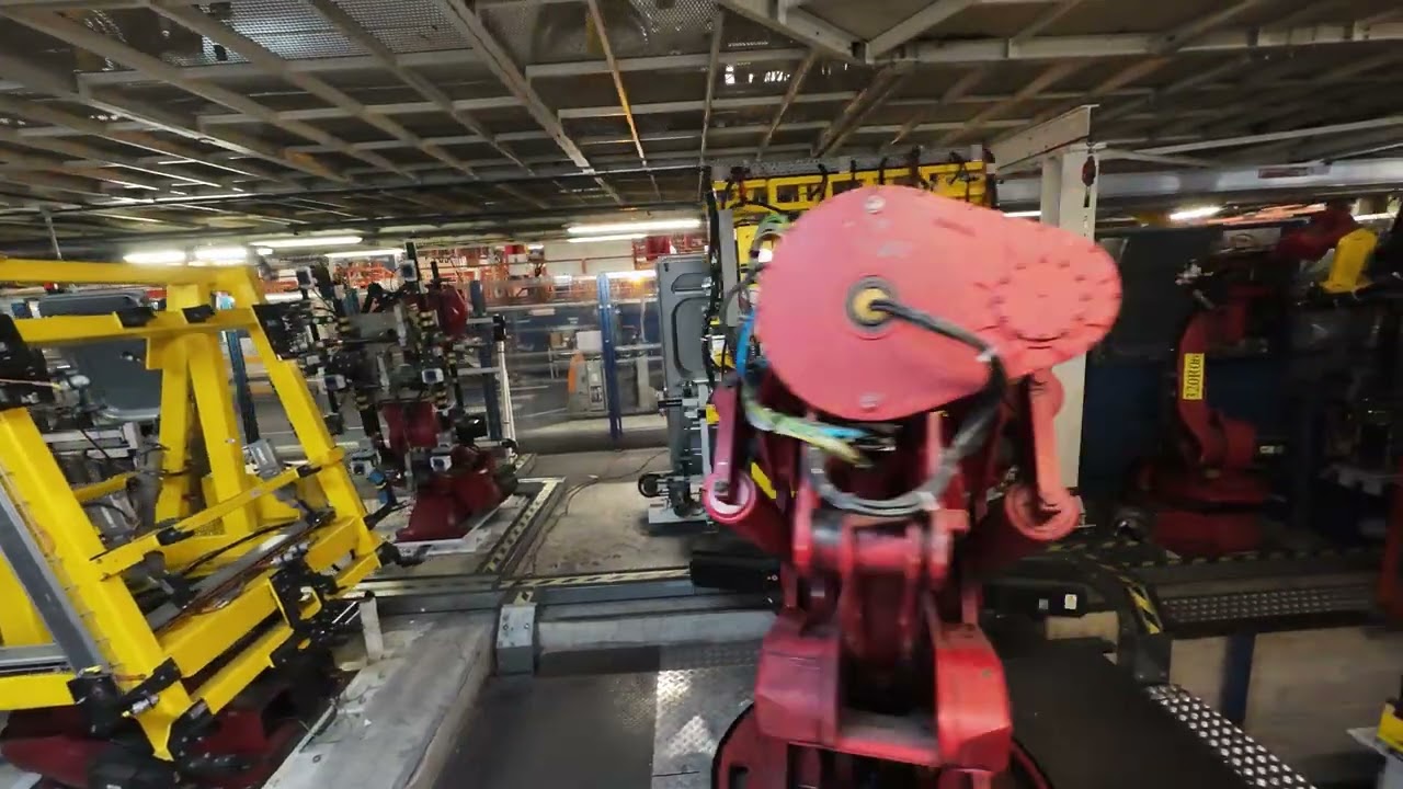Large Van Atessa Plant and CustomFit Center