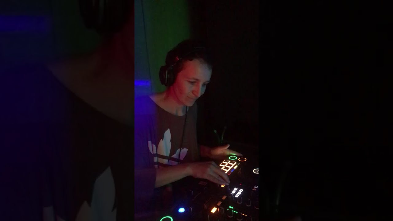 Rusanda Alexandru/ Queer Cafe - Pump it up party