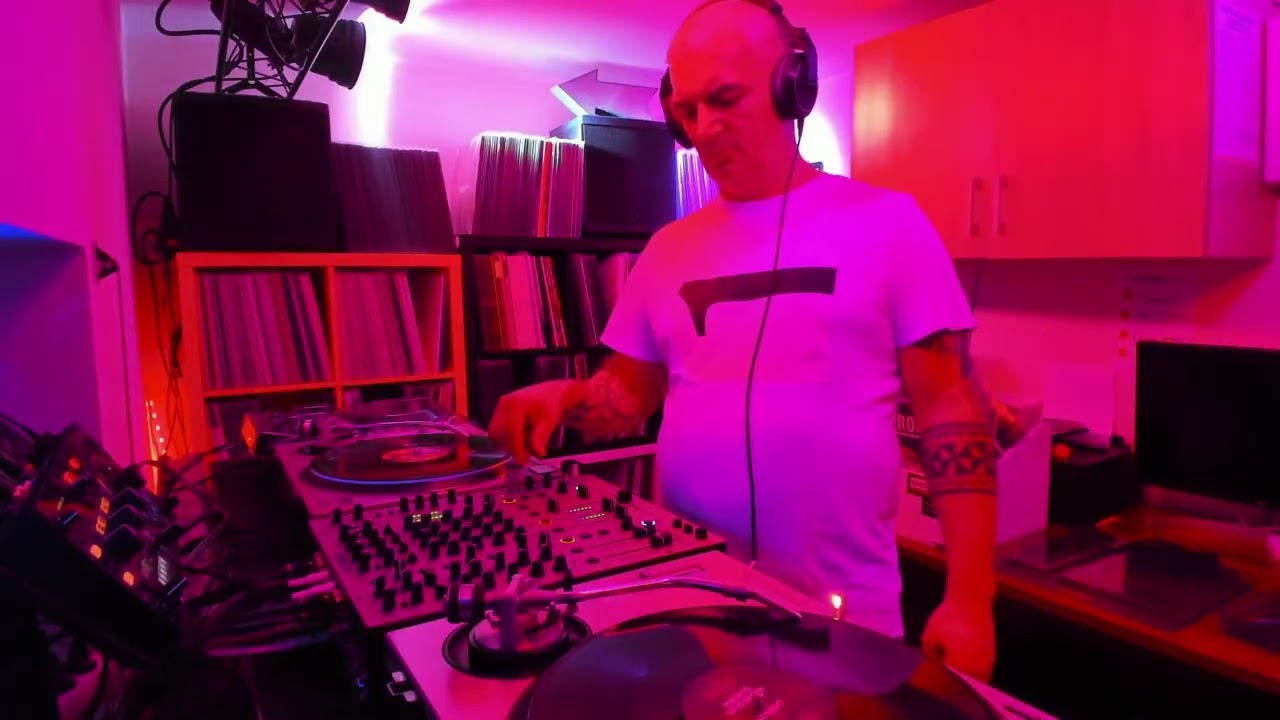 HOUSE ROOM VINYLOVE
