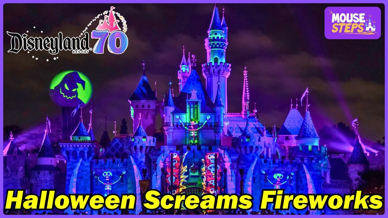 Halloween Screams Fireworks Spectacular at Disneyland for Halloween Time 2025 (4K)