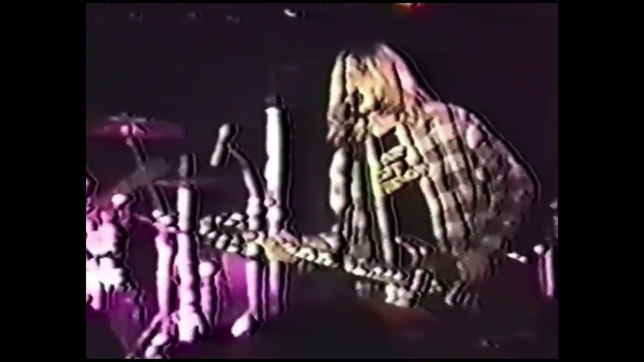 Nirvana - The First Nirvana Show Recorded In  DAT - 02/16/90 Bogart's, Long Beach, CA, US (AUD#3)