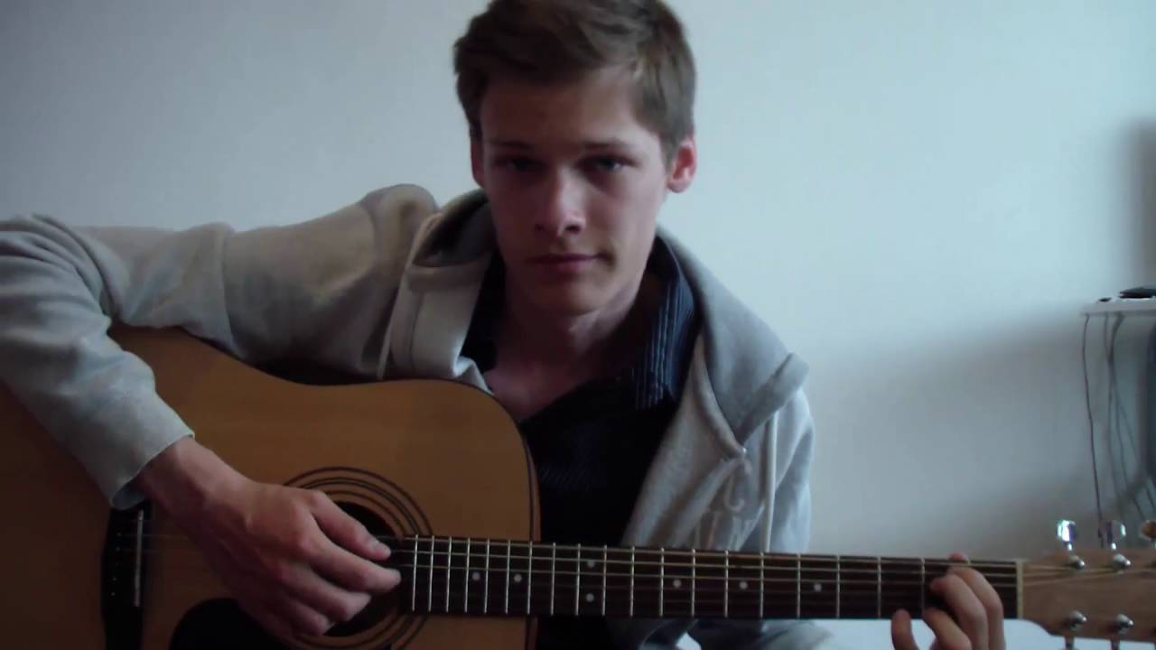 Metallica - Nothing Else Matters (Acoustic Guitar Solo) [FingerStyle] //Karaoke//