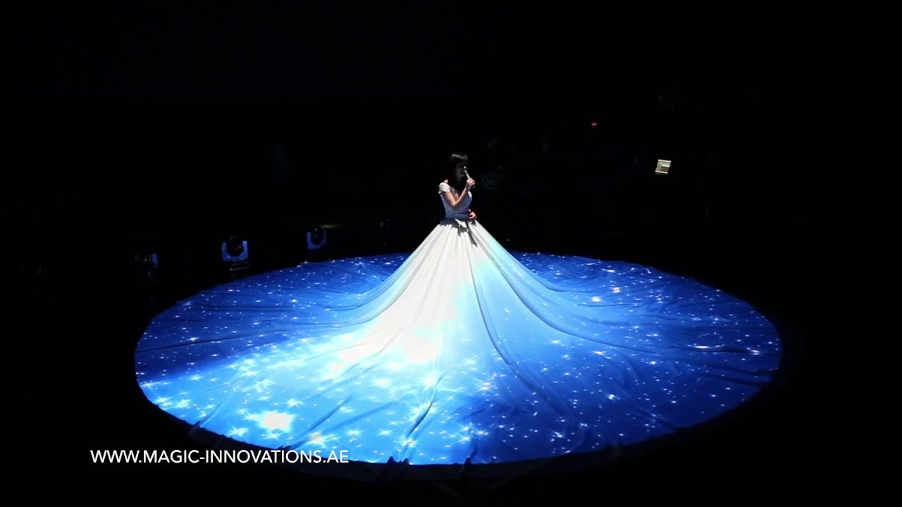 3d mapping dress | Magic Innovations