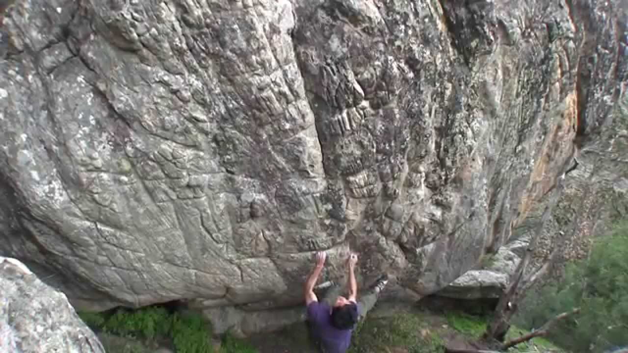 Bouldering in the Grampians