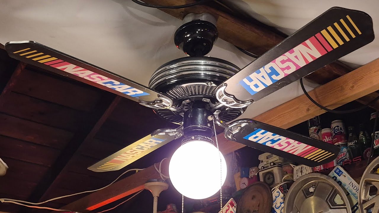 Sportscast Nascar fan 42
