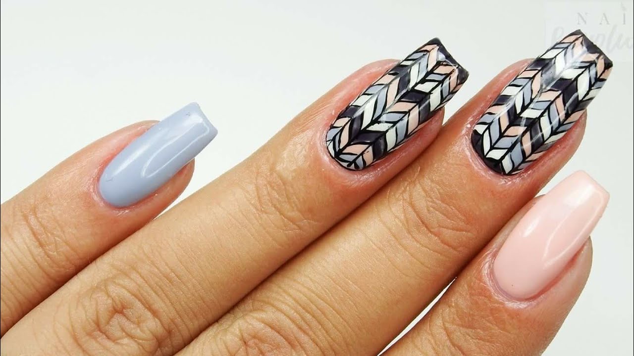 Sweater nails art / Mistero Milano Mood Look & Sablewska
