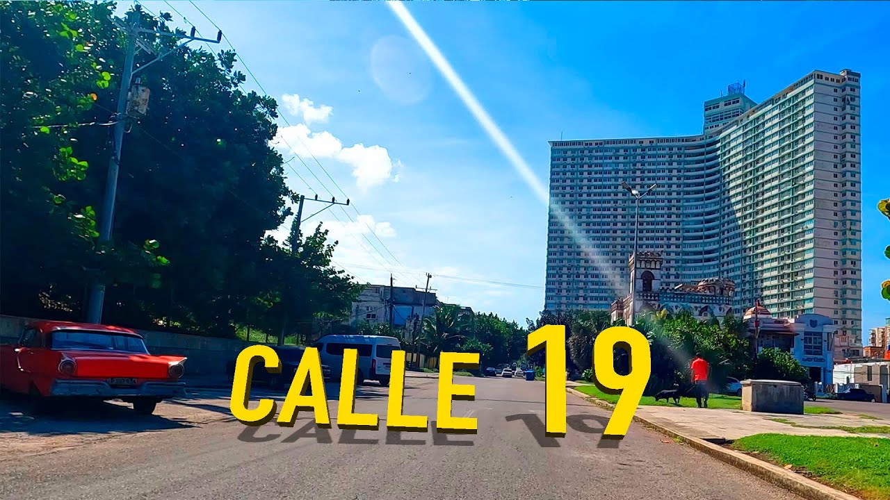 Así está la calle 19 en el Vedado en La Habana