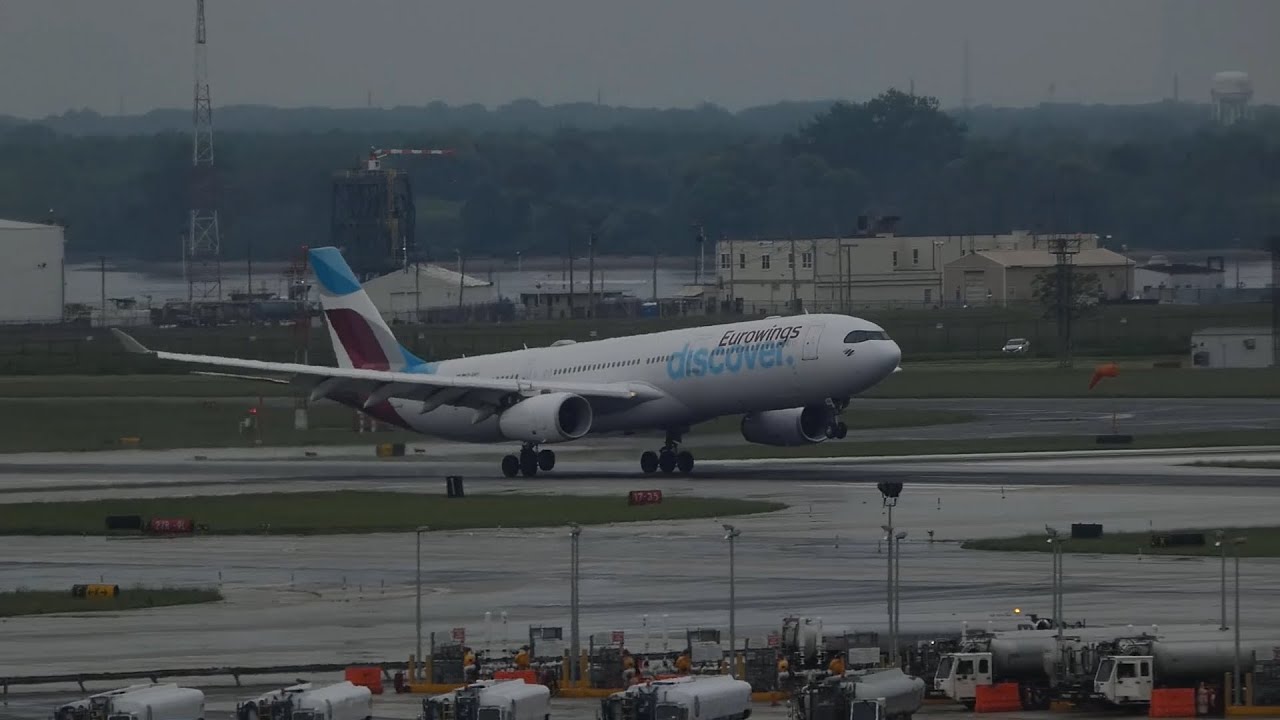 Rainy Afternoon Planespotting at Philadelphia International | 5/13/23