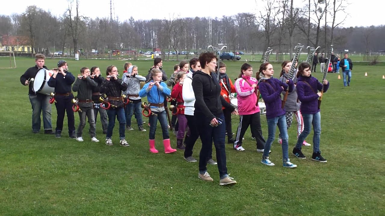 Nachwuchs des 1. Mühlhäuser Spielleuteverein 1960 e.V. im Trainingslager Possen/Sondershausen