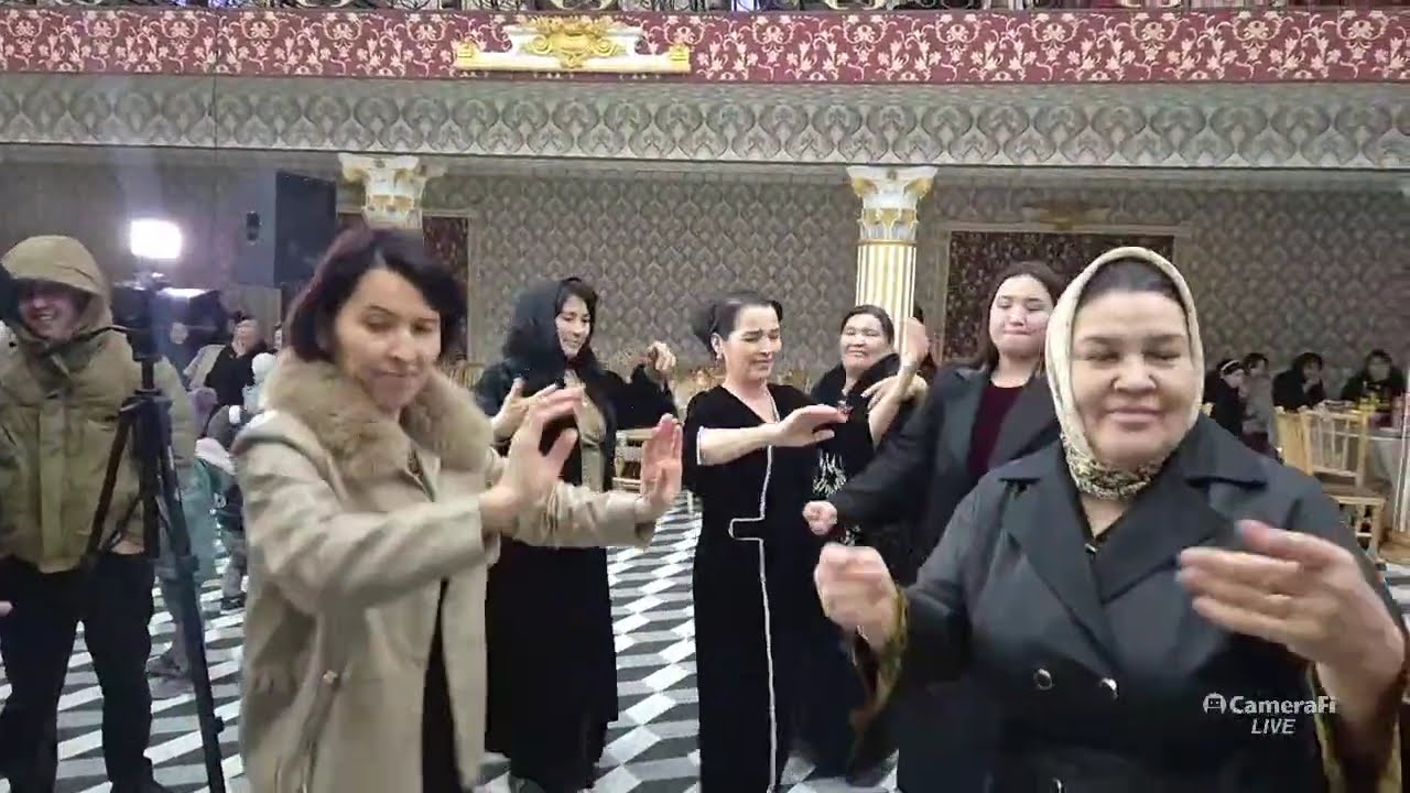 BERUNIY OFY MASHXURAXON QIZLAR BAZMI SATAR TOYXONASI