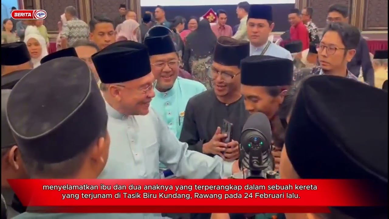 PM BERI PENGHARGAAN KHAS KEPADA TUJUH HERO TASIK BIRU