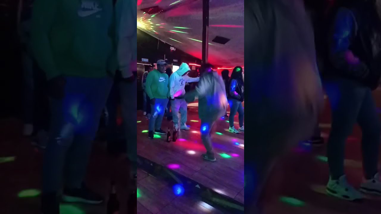 MIXES EN VIVO CON DJ MÁGICO DESDE ALEXIS Y LEO DISCOTECK CAYAMBE ECUADOR 🇪🇨 DCN7 OLD SCHOOL 2025