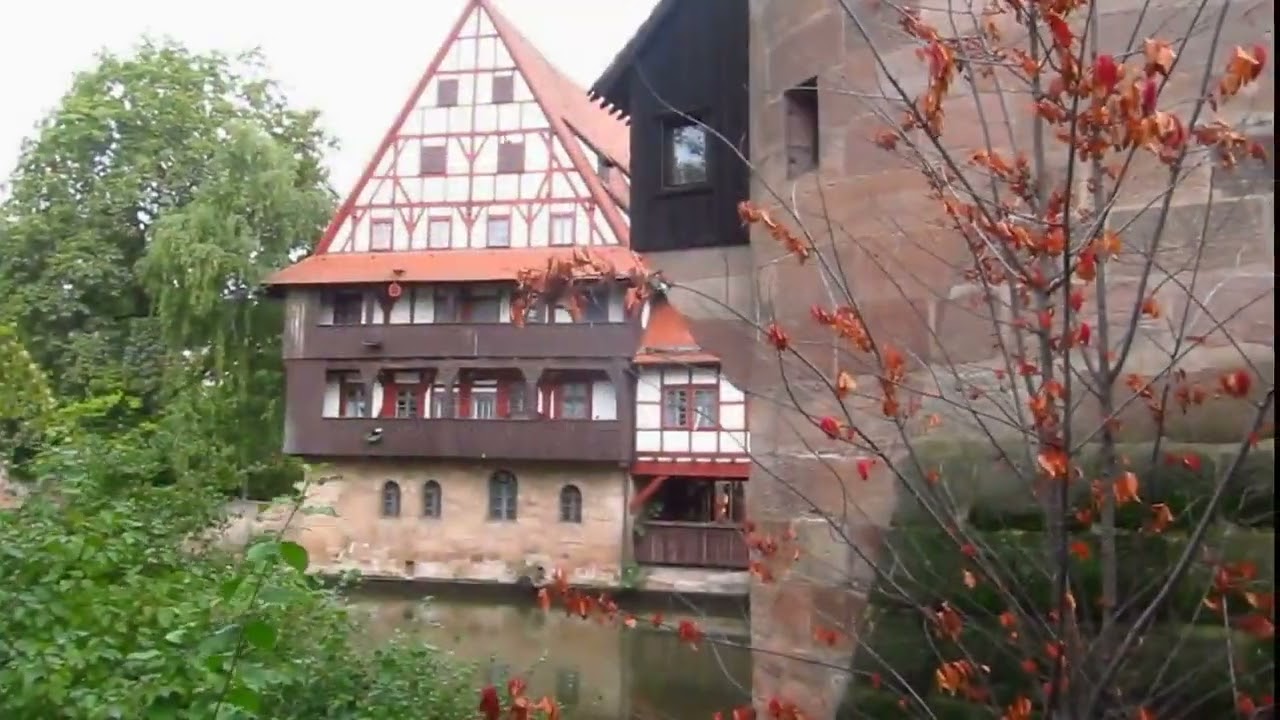 N&uuml;rnberg. Bavaria. Bratwurstgasse. Henkerturm. Нюрнберг. Вулиця Смажених ковбасок. Тюрма.