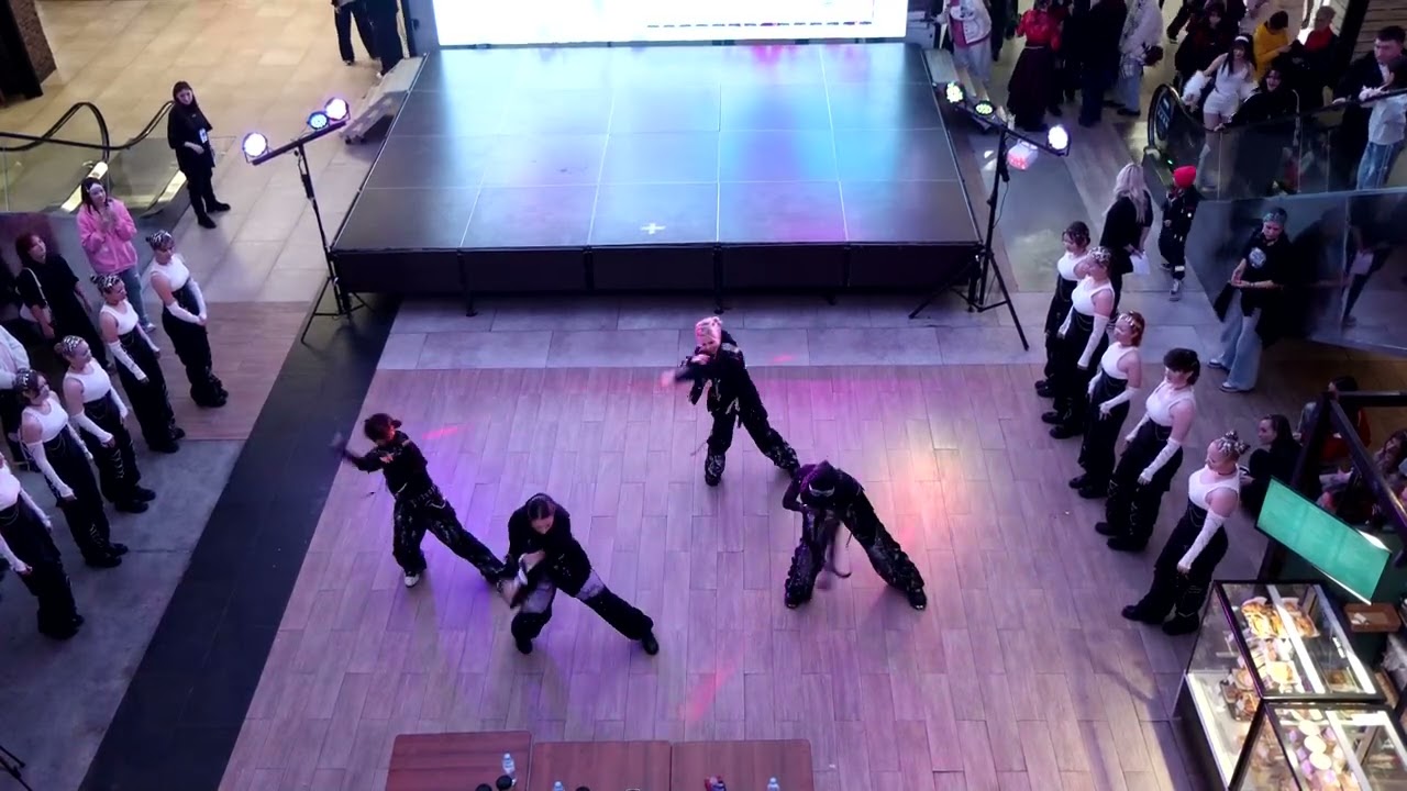 [K-POP COVER DANCE PERFORMANCE]SEVENTEEN — NETWORK LOVE | cover by CHOCOLATE MINT ON K-DOM 2025