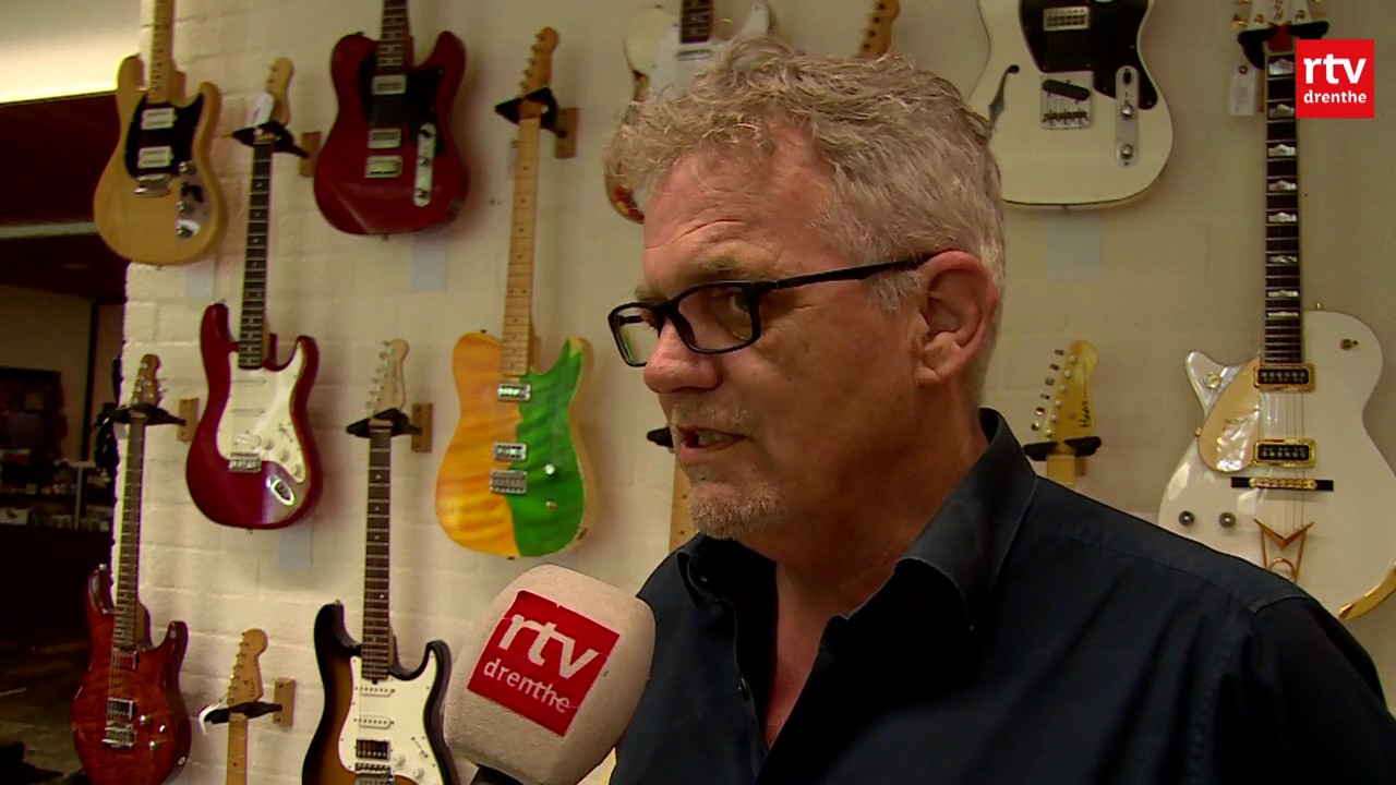 Zeven exclusieve gitaren gestolen bij muziekwinkel in Dedemsvaart