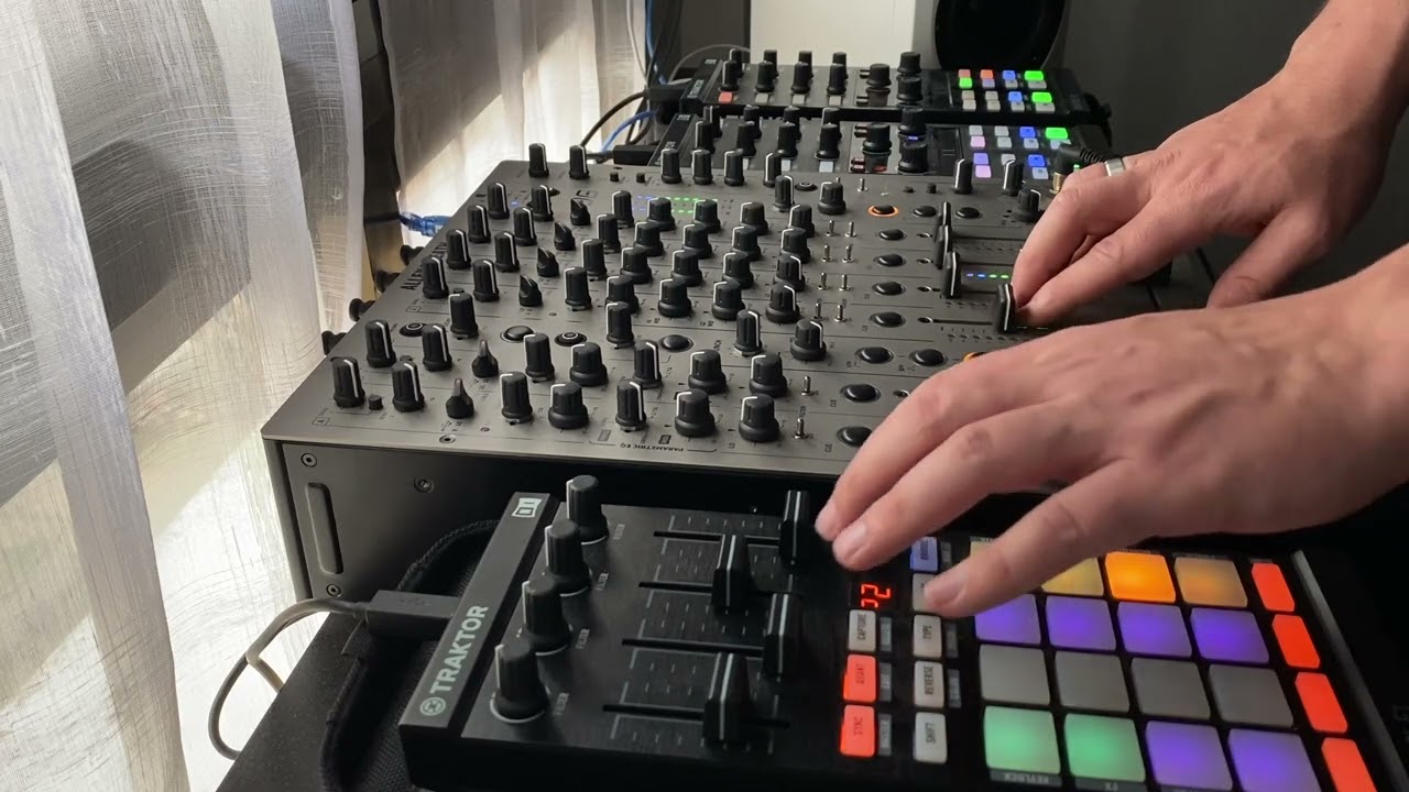 Testing my new DJ Set Up | Allen & Heath Xone 96 + Kontrol X1 F1 | BIORC