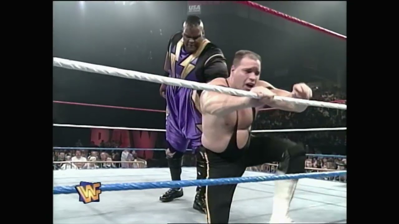 WWF Raw 11/13/1995 - King Mabel vs. Roy Raymond