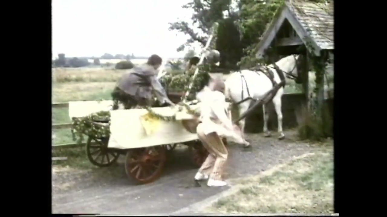 Doctor Who outtake blooper - horse and carriage - Peter Davison