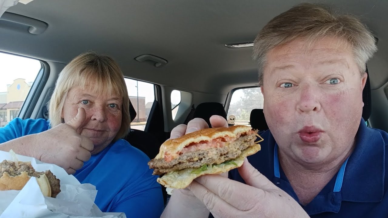 Willie's Burgers and Fries Dalton Ga 