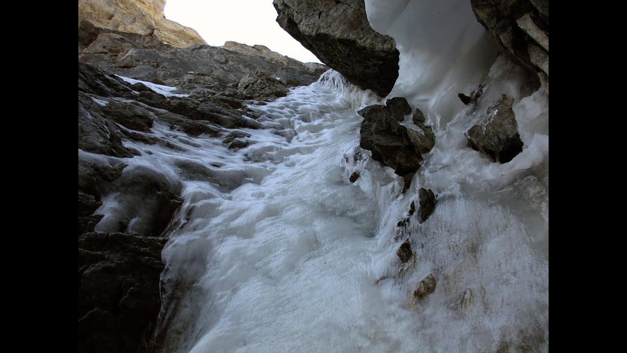 Black Ice Couloir - Crux