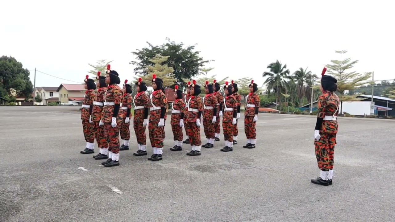 PERTANDINGAN KAWAD KAKI PASUKAN KADET BOMBA DAN PENYELAMAT (P)SMK POKOK SENA PERINGKAT KEBANGSAAN